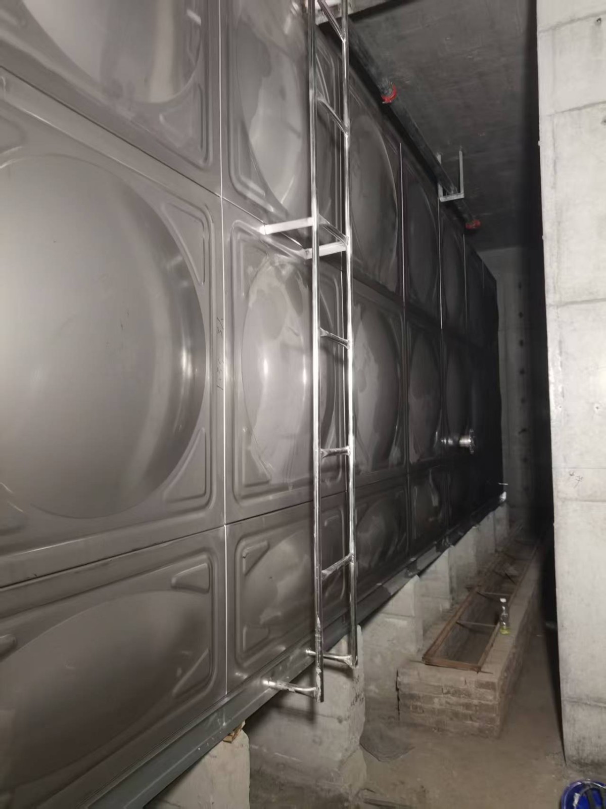 北京順義不銹鋼人防水箱